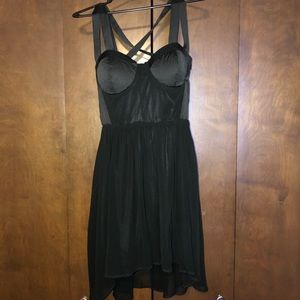 Cute little black dress!!